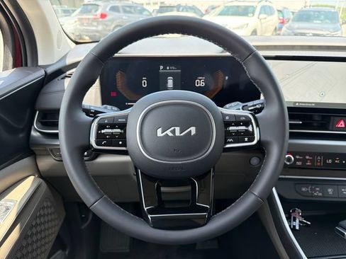 New 2026 Kia Carnival FWD image 10