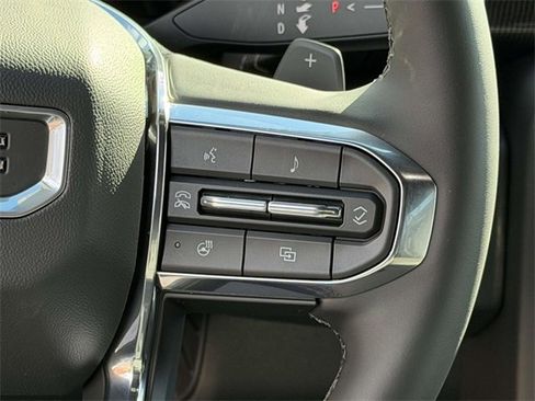 New 2026 GMC Yukon Elevation image 8