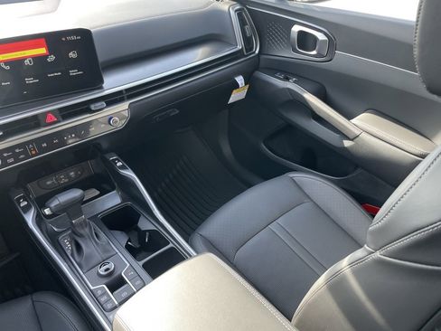 New 2026 Kia Sorento S w/ S Panoramic Sunroof Package image 24