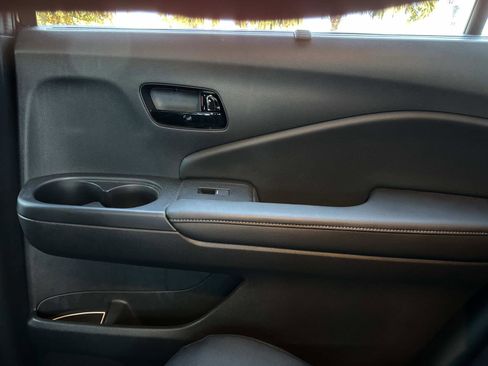 Used 2022 Honda Passport Elite image 15