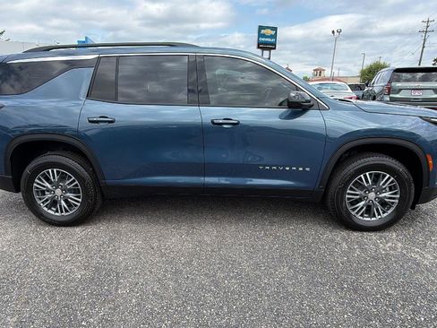 New 2026 Chevrolet Traverse LT FWD image 4