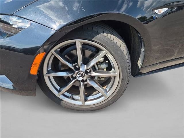 Used 2023 MAZDA MX-5 Miata Grand Touring w/ Weather Package RWD image 10