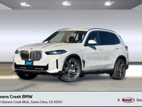 New 2026 BMW X5 xDrive50e AWD/4WD image 1