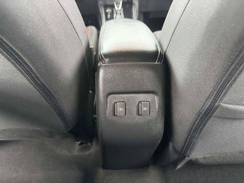 Used 2023 Nissan Kicks SR FWD image 39