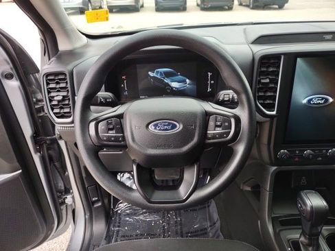 Used 2024 Ford Ranger XL w/ Trailer Tow Package RWD image 13