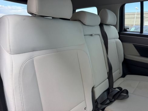 Used 2024 Hyundai Santa Fe SE AWD/4WD image 18