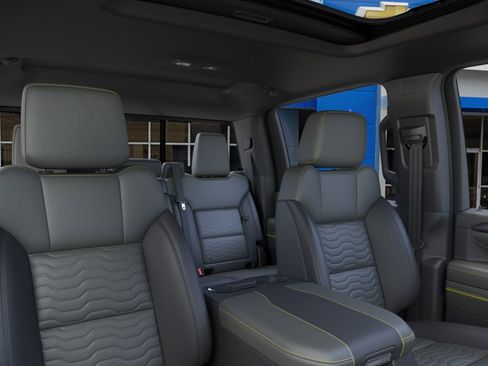 New 2026 Chevrolet Silverado 2500 ZR2 AWD/4WD image 24