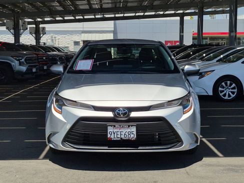 Certified 2026 Toyota Corolla LE FWD image 2
