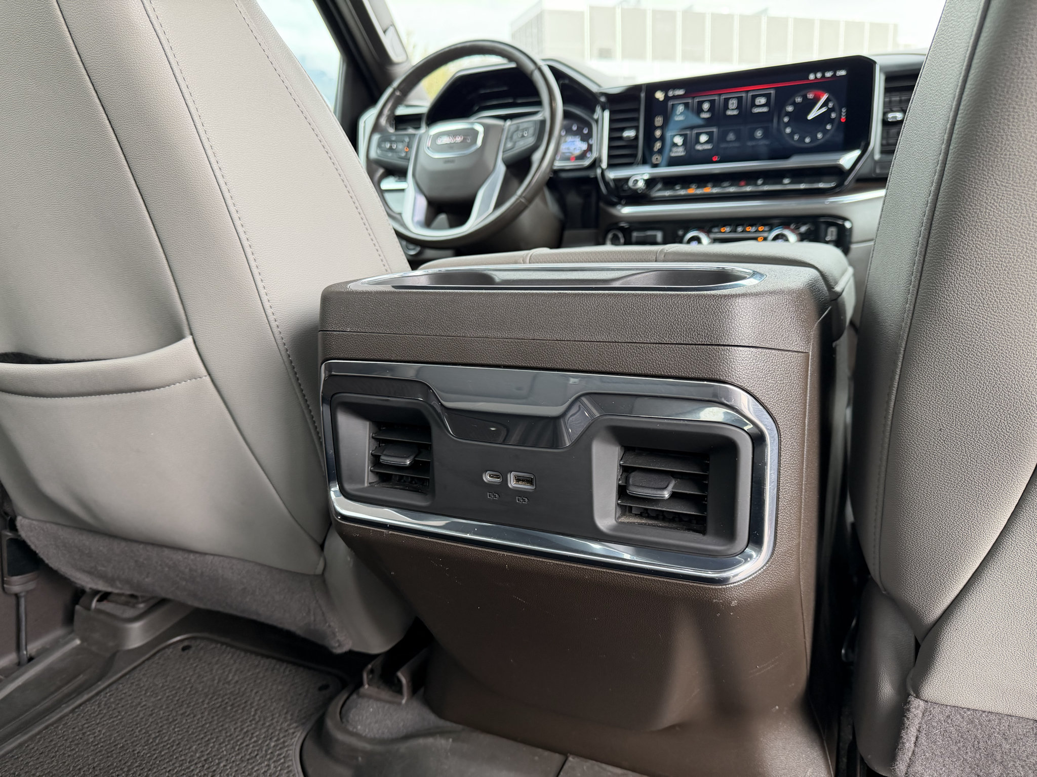 Used 2022 GMC Sierra 1500 SLT w/ SLT Convenience Package AWD/4WD image 19