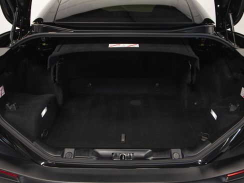 Used 2020 Ferrari Portofino image 59