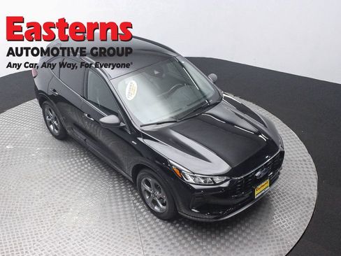 Used 2024 Ford Escape ST-Line AWD/4WD image 3