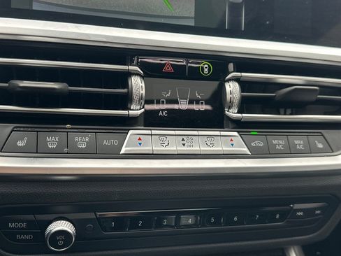 Used 2021 BMW 330e w/ Driving Assistance Package image 28