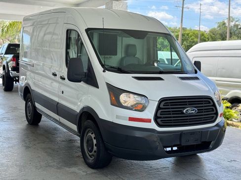 Used 2015 Ford Transit 250 130 Medium Roof image 6