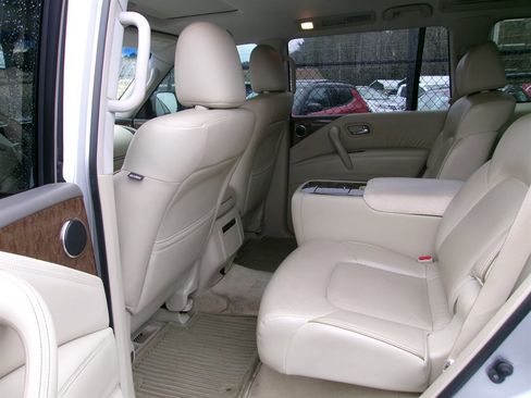 Used 2016 INFINITI QX80 2WD image 30