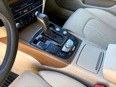 Used 2017 Audi A7 3.0T Premium Plus w/ Comfort Seating Package image 17