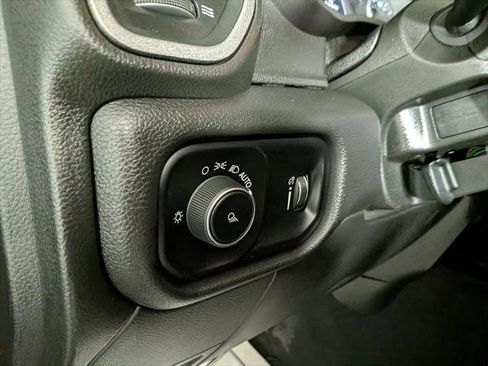 Certified 2024 RAM 2500 Tradesman w/ Chrome Appearance Group AWD/4WD image 19