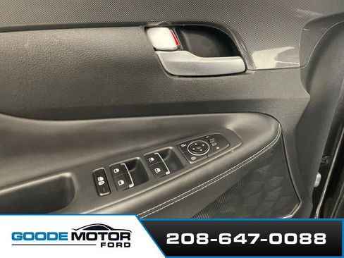 Used 2022 Hyundai Santa Fe SEL w/ Convenience + Premium Package AWD/4WD image 9