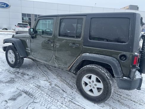 Used 2015 Jeep Wrangler Unlimited Sport w/ Quick Order Package 24S image 12