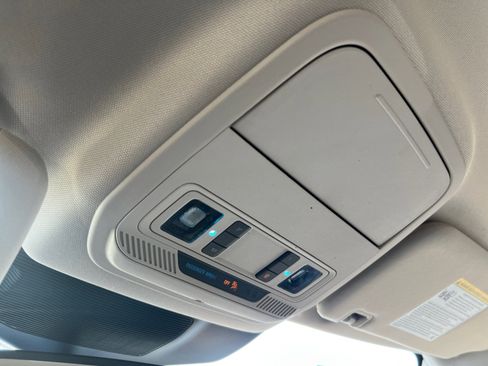 Used 2022 Ford Explorer Platinum w/ Equipment Group 601A image 22