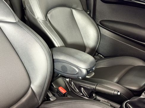 Used 2018 MINI Cooper S FWD image 33