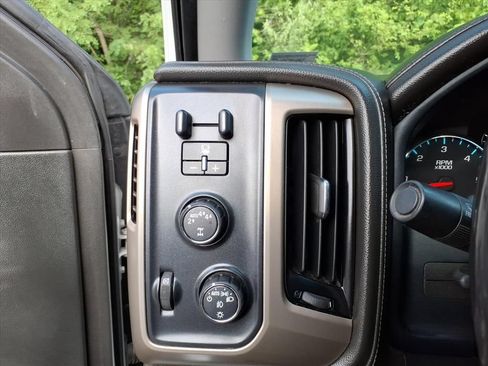 Used 2017 GMC Sierra 1500 Denali AWD/4WD image 17