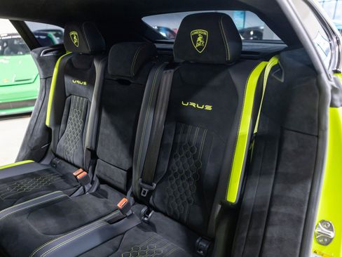 Used 2024 Lamborghini Urus Performante image 36