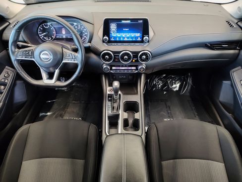 Used 2025 Nissan Sentra SV w/ All-Weather Package FWD image 16
