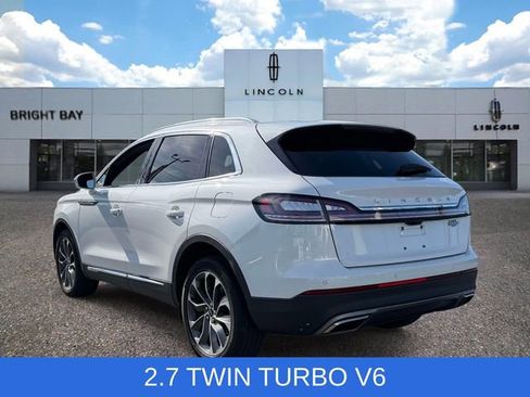Certified 2023 Lincoln Nautilus Reserve w/ Luxury Package AWD/4WD image 4