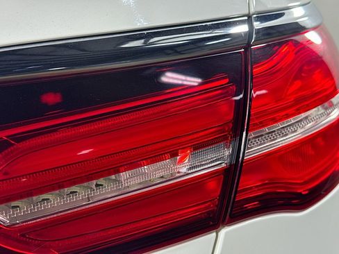 Used 2019 Mercedes-Benz GLC 300 4MATIC Coupe image 32