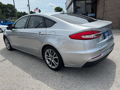 Used 2020 Ford Fusion SEL FWD image 5
