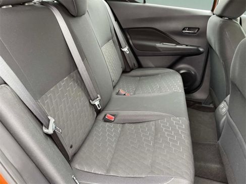 Used 2024 Nissan Kicks SV image 23