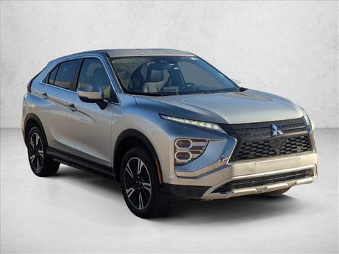 Used 2024 Mitsubishi Eclipse Cross SE image 3