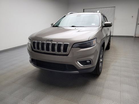 Used 2020 Jeep Cherokee Limited w/ Luxury Group AWD/4WD image 15