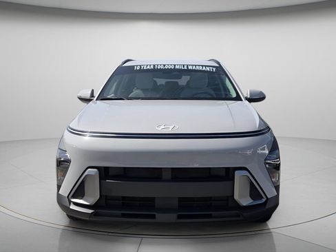 Certified 2024 Hyundai Kona SEL FWD image 5