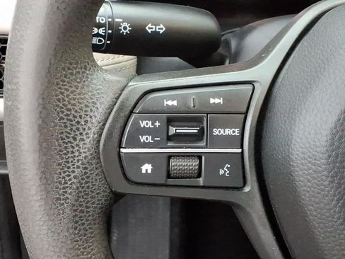 Used 2023 Honda HR-V LX image 17