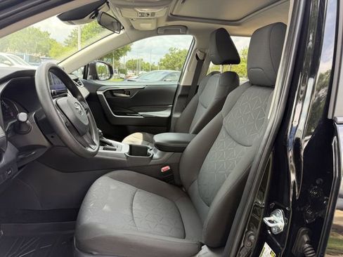 Certified 2025 Toyota RAV4 XLE w/ Convenience Package FWD image 25