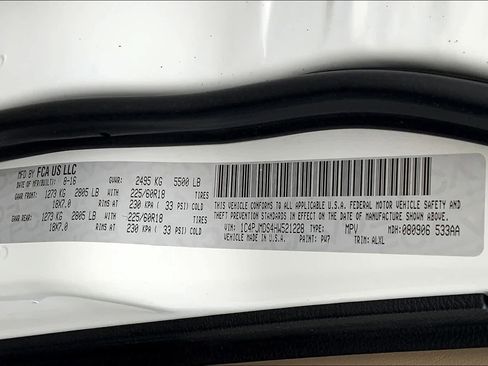 Used 2017 Jeep Cherokee Limited image 33