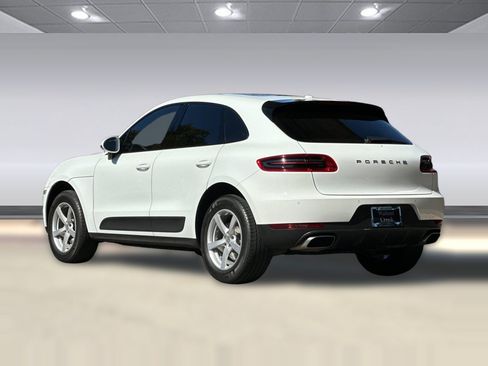 Used 2018 Porsche Macan AWD/4WD image 3