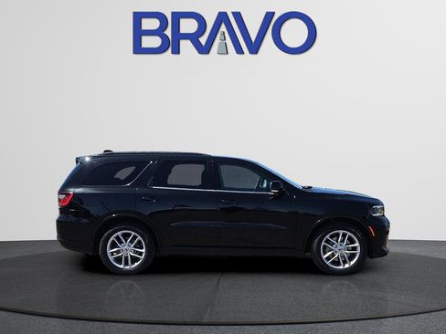 Used 2024 Dodge Durango GT RWD image 3