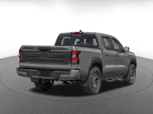 Used 2026 Nissan Frontier PRO-4X AWD/4WD image 2