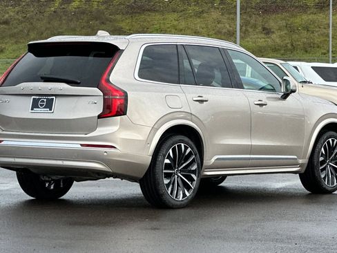 New 2026 Volvo XC90 T8 Plus w/ Protection Package Premier AWD/4WD image 3