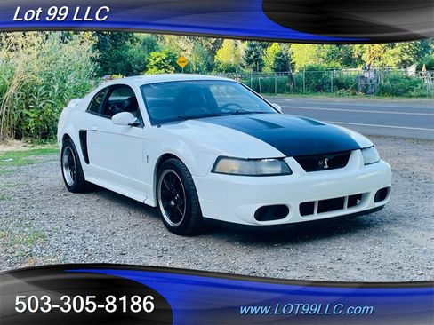 Used 2000 Ford Mustang GT RWD image 3