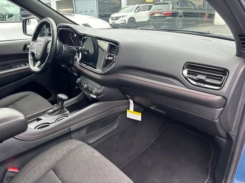 Certified 2025 Dodge Durango GT w/ Blacktop Package RWD image 14