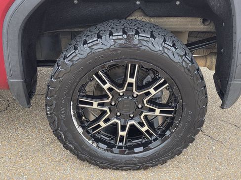 Used 2022 GMC Sierra 1500 AT4 w/ AT4 Premium Package AWD/4WD image 29