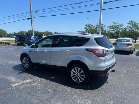 Used 2017 Ford Escape Titanium w/ Equipment Group 301A FWD image 3