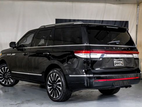 Used 2022 Lincoln Navigator Black Label image 10