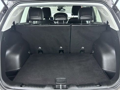 Certified 2022 Jeep Compass Limited image 21