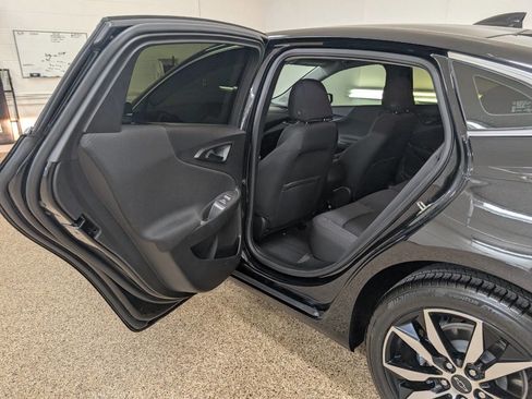 Used 2022 Chevrolet Malibu RS image 12