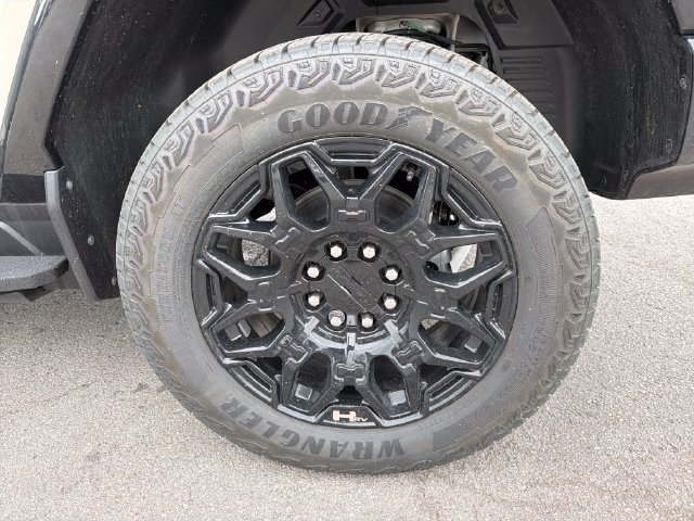 New 2026 GMC Hummer EV 4x4 Crew Cab image 26