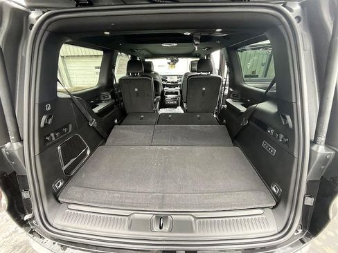 New 2026 Jeep Grand Wagoneer Limited AWD/4WD image 8